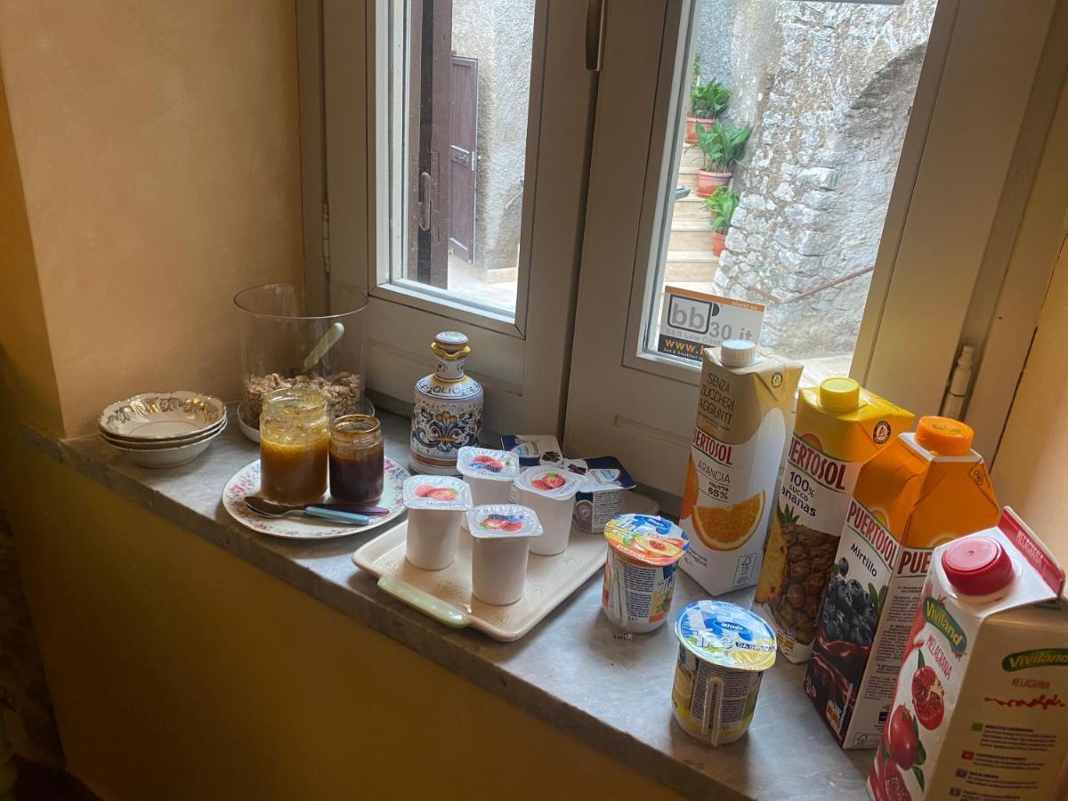 Il Borgo Antico Acomodação com café da manhã Rocca Massima Exterior foto